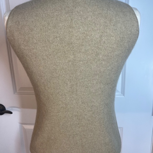 NWOT Beautiful Banana Republic Cashmere Tank Tan and Cream Size M - Picture 5 of 6